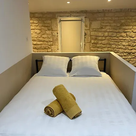 Chez Jean-yves Et Zoe - Le Saint Andre - Au Calme, Tres Propre, Proche Parkings, Clim Apartamento