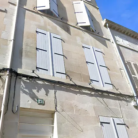 Chez Jean-yves Et Zoe - Le Saint Andre - Au Calme, Tres Propre, Proche Parkings, Clim